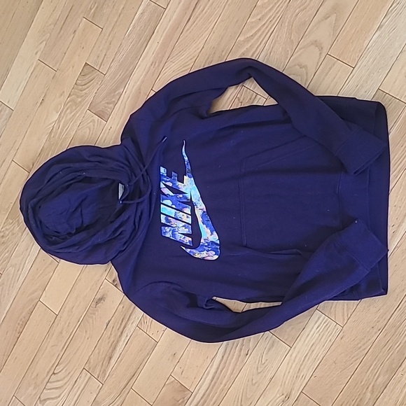 Nike Hoodie - Picture 1 of 2
